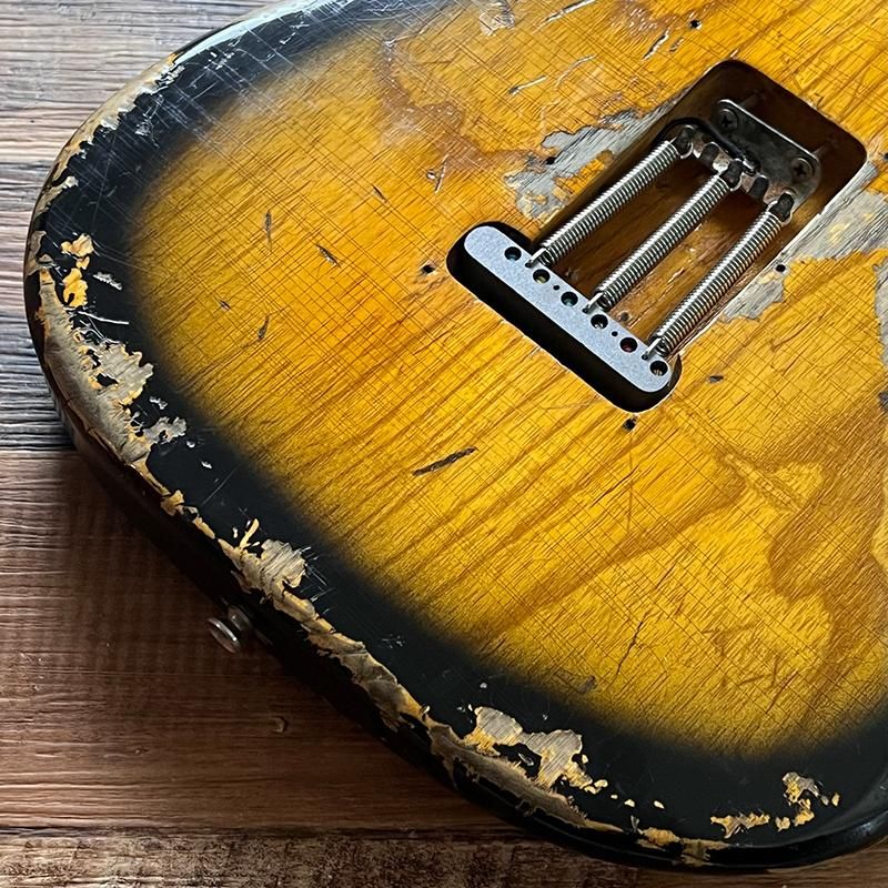 ゆ*こ様 Fender Japan Stratocaster 1982年製
