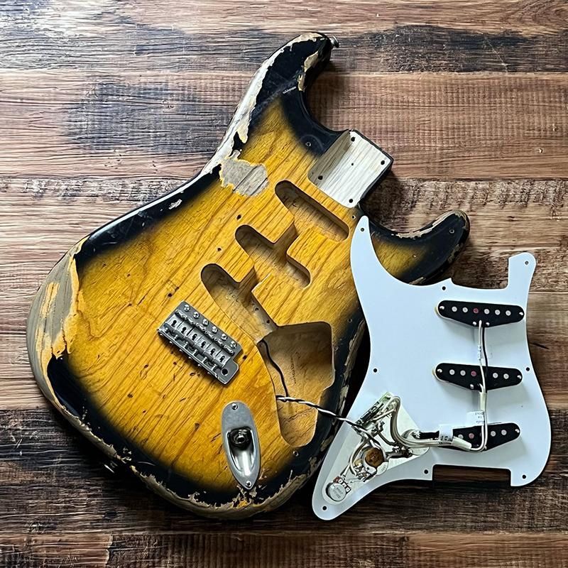 中古］Fender Japan / 1982年製 JV Neck Stratocaster Sunburst