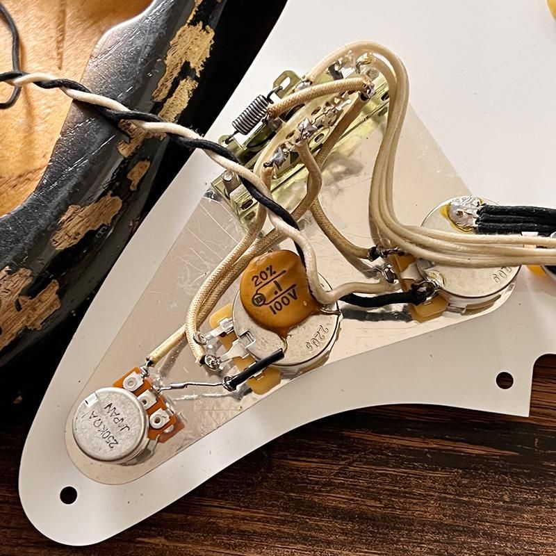 中古］Fender Japan / 1982年製 JV Neck Stratocaster Sunburst