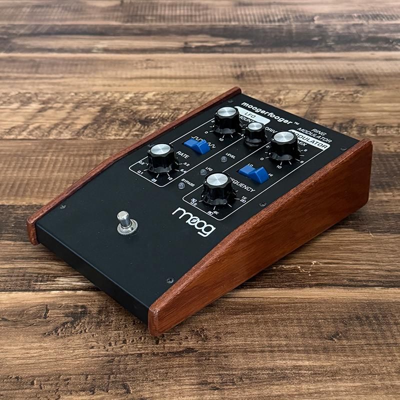Moog Moogerfooger MF-102 Ring Modulator Pedal | Sweetwater