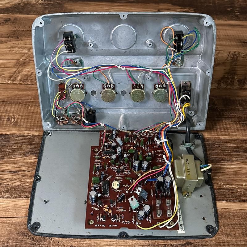 BOSS CE-1 1979年製 BOSS CE-1 CHORUS ENSEMBLE 1979年製 （ビンテージ/送料無料）【楽器