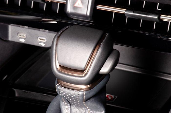 40ALPHARD 純正形状 レザーシフトノブ | アルファード 40ALPHARD 純正形状 レザーシフトノブ | アルファード
