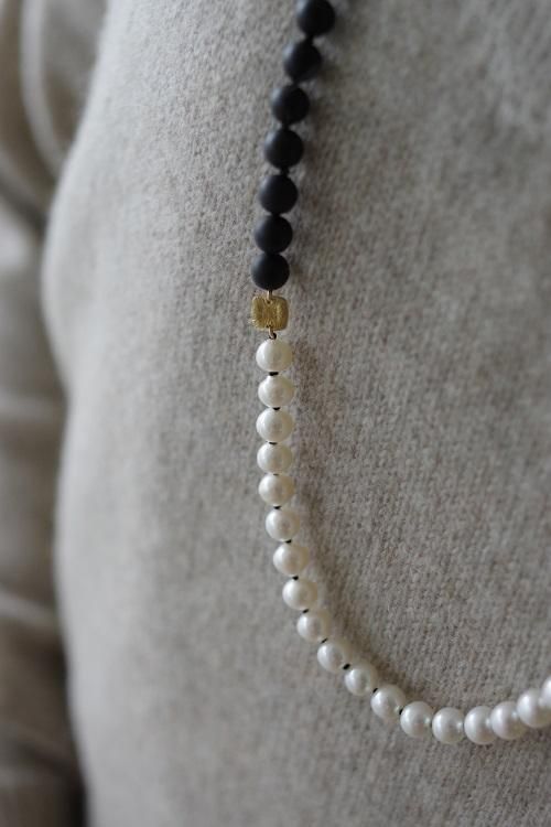 Onyx & white pearl necklace - Porta nova online store