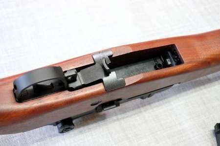 マルイ製M14電動ガン用の木製ストック。