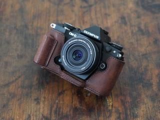 OM-D E-M5 Mark II ܥǥ