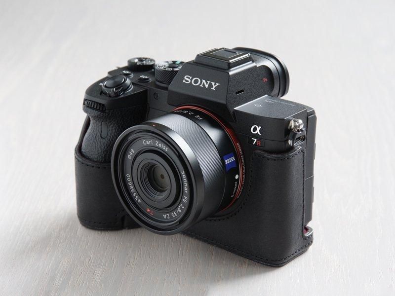 SONY α7 IV / α7R V / α1 用レザーケース・ボディスーツ SONY α7 IV / α7R V / α1 用レザーケース・ボディスーツ