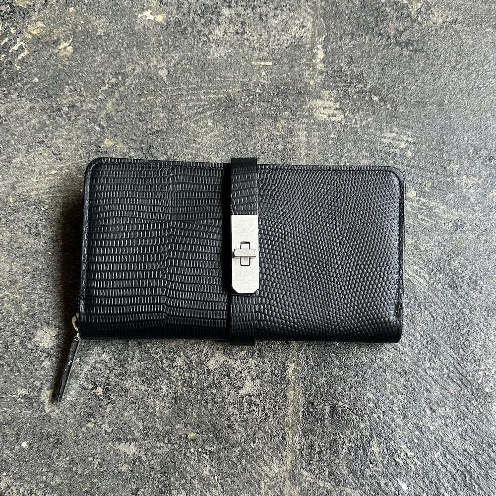round long wallet - M.U.L. round long wallet - M.U.L.