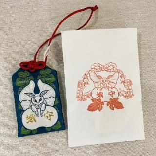 セクロピアサン 蛾の標本 額入り UVカット インテリアに◎ 美品！ セクロピアサン 薄色で小型のメス 蛾 標本 Yahoo