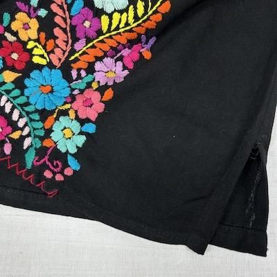 豪華メキシコ刺繍】 メキシコ 豪華な総刺繍のチュニックブラウス