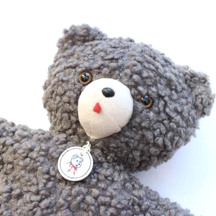 les petits maries グレーのクマのぬいぐるみ les petits maries グレーのクマのぬいぐるみ - メルカリ