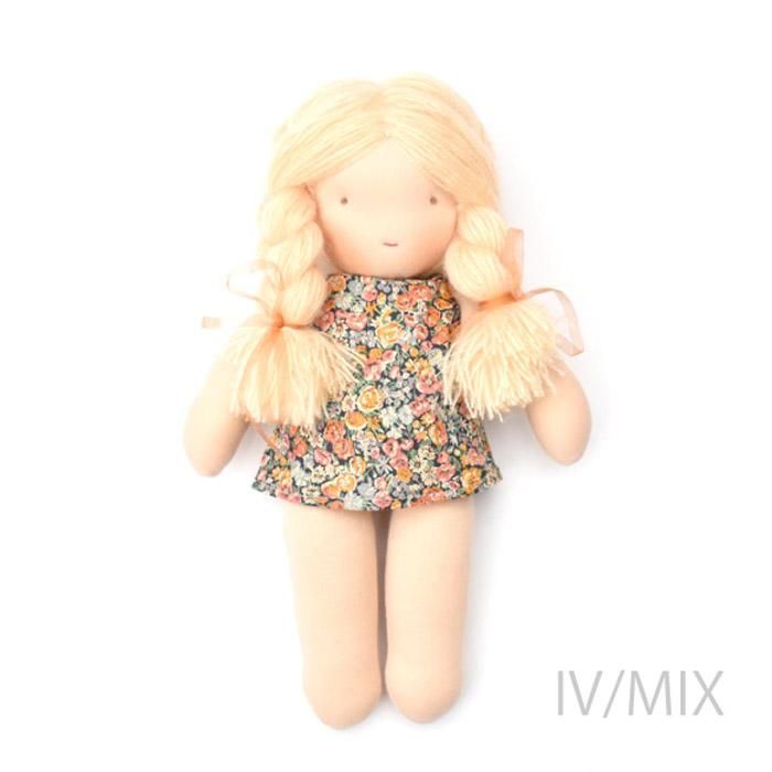 ウォルドルフ人形 -