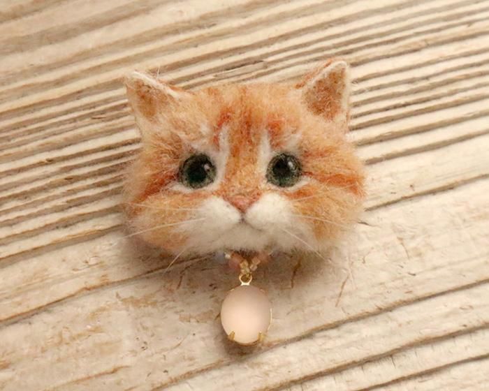 茶トラ白の長毛猫ブローチ 羊毛フェルト 猫家 通販 6840481