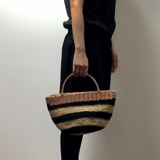 持ち手ラタンの麻紐トート【マルシェ】ボーダー/黒×ベージュ❘ラタンを