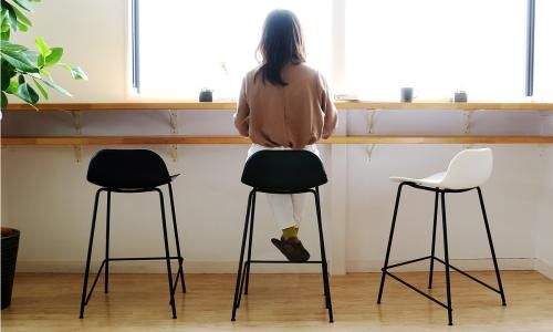 シンプルデザインバースツールBar Stool 01 | スタイリッシュな