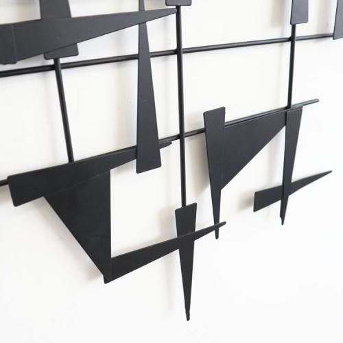 アイアン壁掛けウォールアート「トライアングル」壁飾り（643） Amazon.co.jp: アイアン壁掛けウォールアート トライアングル 壁