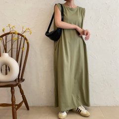 SELECT tuck no sleeve one-piece<img class='new_mark_img2' src='https://img.shop-pro.jp/img/new/icons16.gif' style='border:none;display:inline;margin:0px;padding:0px;width:auto;' />
