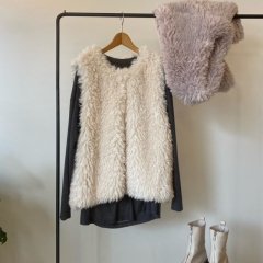 SELECT volume fur vest　<img class='new_mark_img2' src='https://img.shop-pro.jp/img/new/icons16.gif' style='border:none;display:inline;margin:0px;padding:0px;width:auto;' />