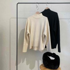 aries highneck pull over<img class='new_mark_img2' src='https://img.shop-pro.jp/img/new/icons16.gif' style='border:none;display:inline;margin:0px;padding:0px;width:auto;' />