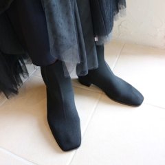 SELECT knit short boots
