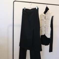 TODAYFUL Wool Layered Pants<img class='new_mark_img2' src='https://img.shop-pro.jp/img/new/icons16.gif' style='border:none;display:inline;margin:0px;padding:0px;width:auto;' />