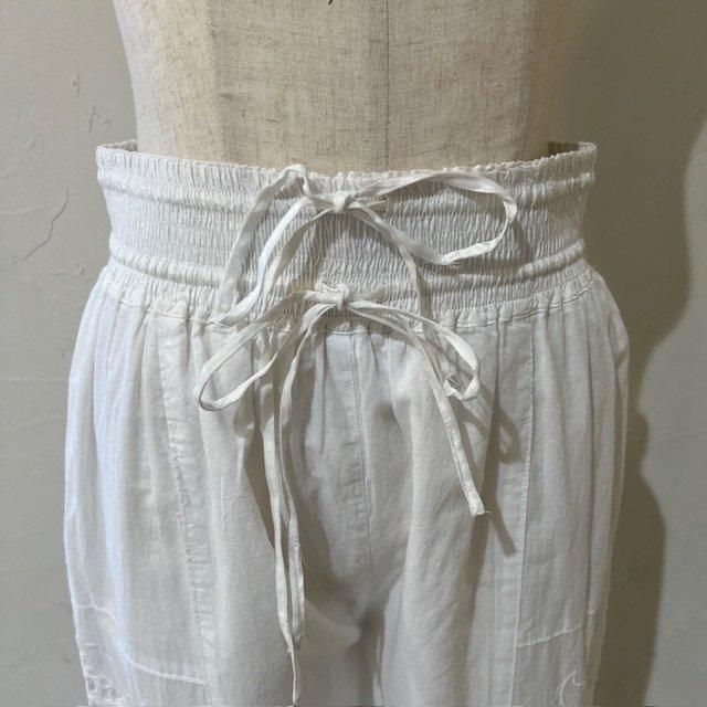 anuke Cutwork Lace Pants - aries mirage anuke Cutwork Lace Pants - aries mirage