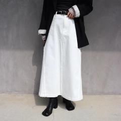 SELECT  flare white denim skirt