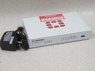 FG-50E FortiGate-50E UTM ¥é¥¤¥»¥ó¥¹ÀÚ¤ì¡ÚFortinet¡Û¡Ö¥ë¡¼¥¿¡¼¡×