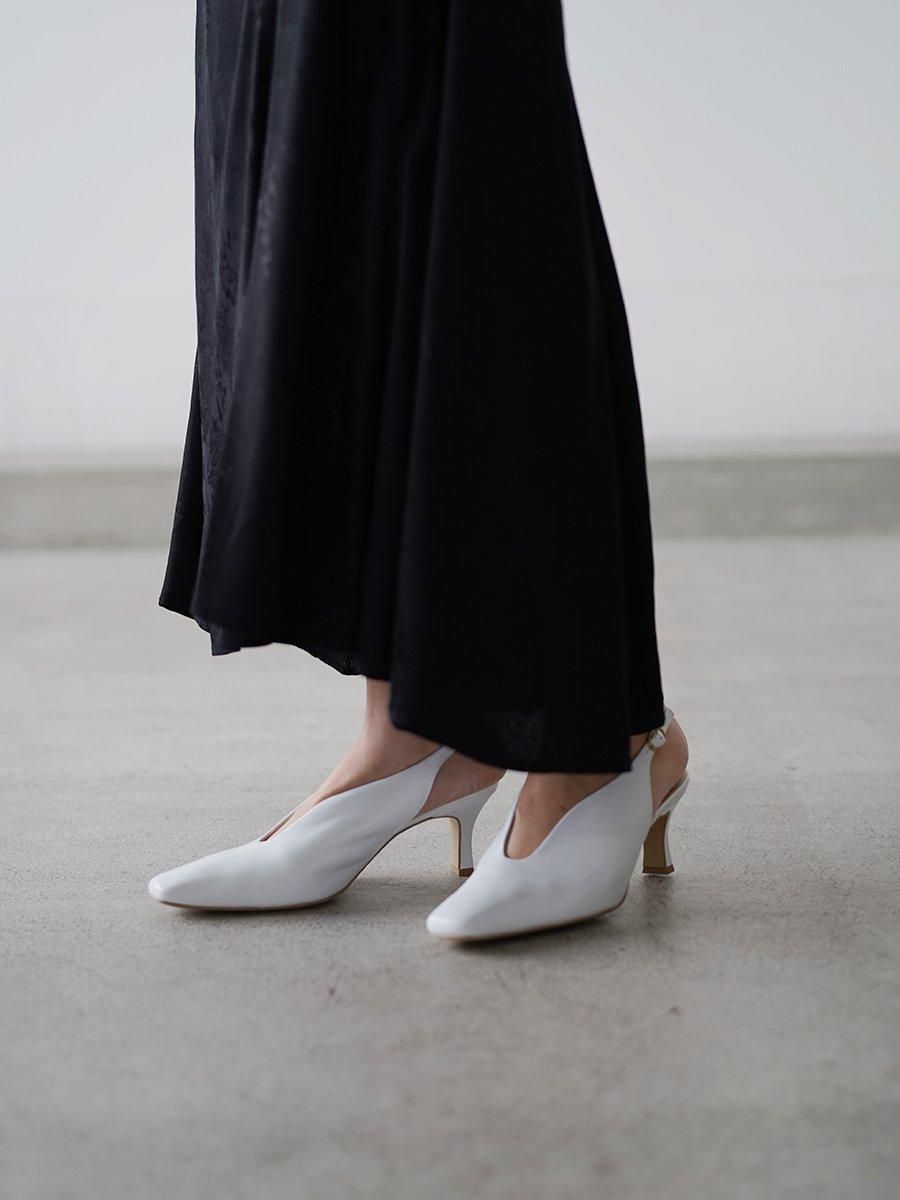 Mame Kurogouchi Curved Line Sling Back Heels - Altamira Mame Kurogouchi Curved Line Sling Back Heels - Altamira