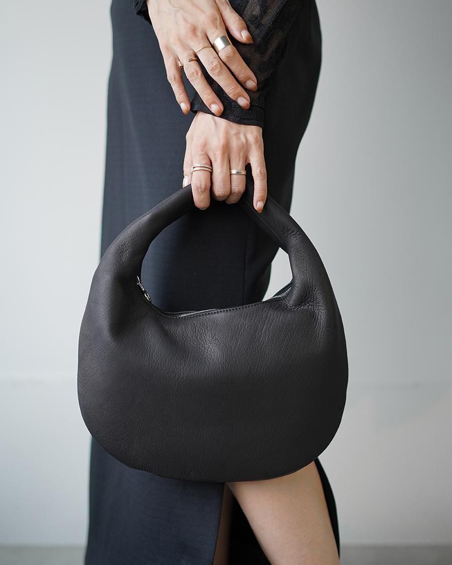 Aeta DA59 ROUND ONE SHOULDER : M