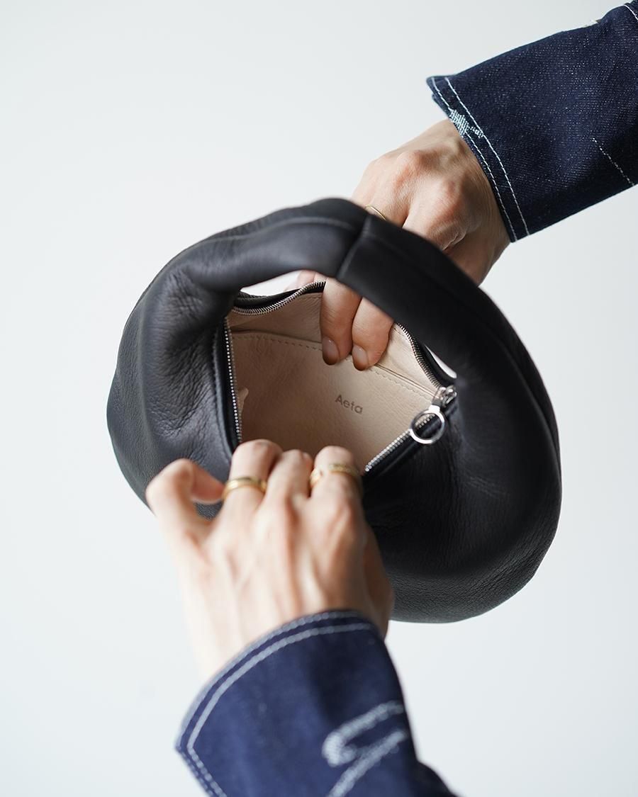 Aeta DA58 ROUND ONE SHOULDER : S