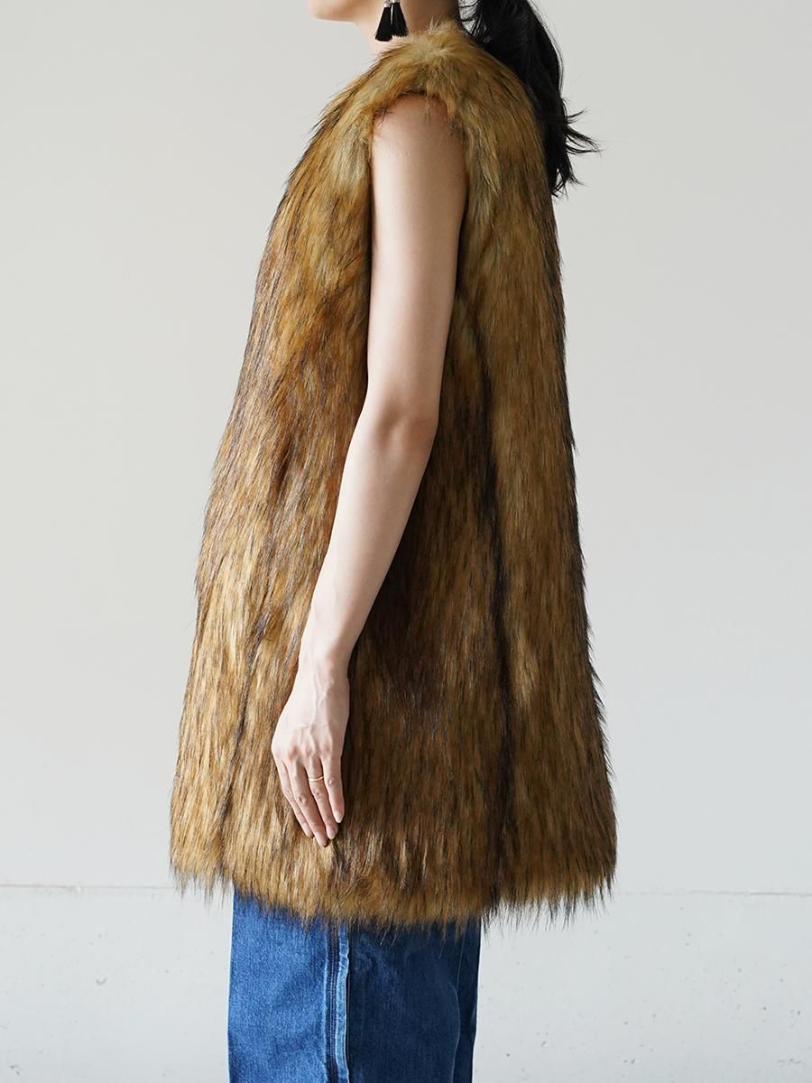 TOGA PULLA Fur Long Vest - Altamira
