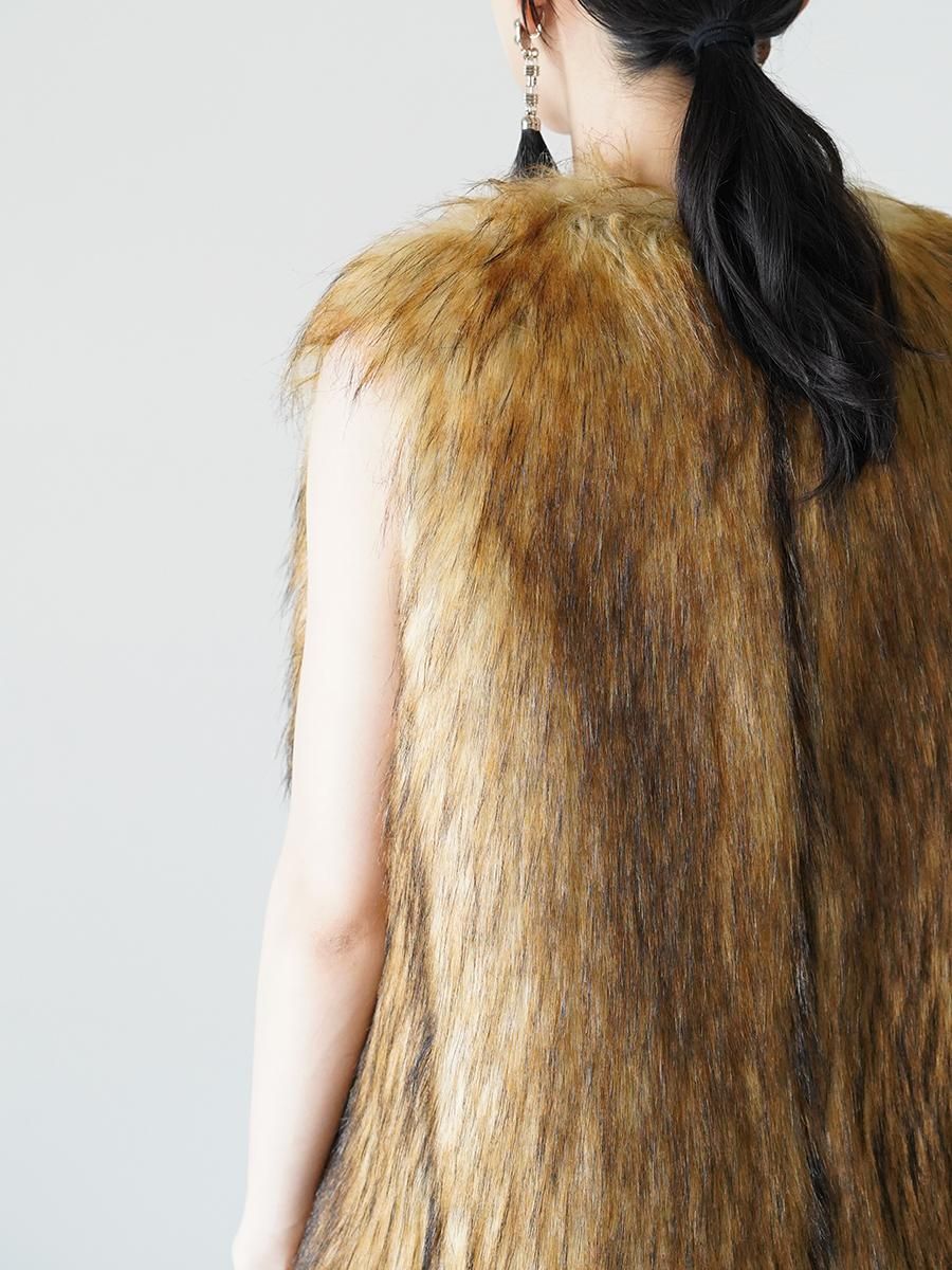 TOGA PULLA Fur Long Vest - Altamira