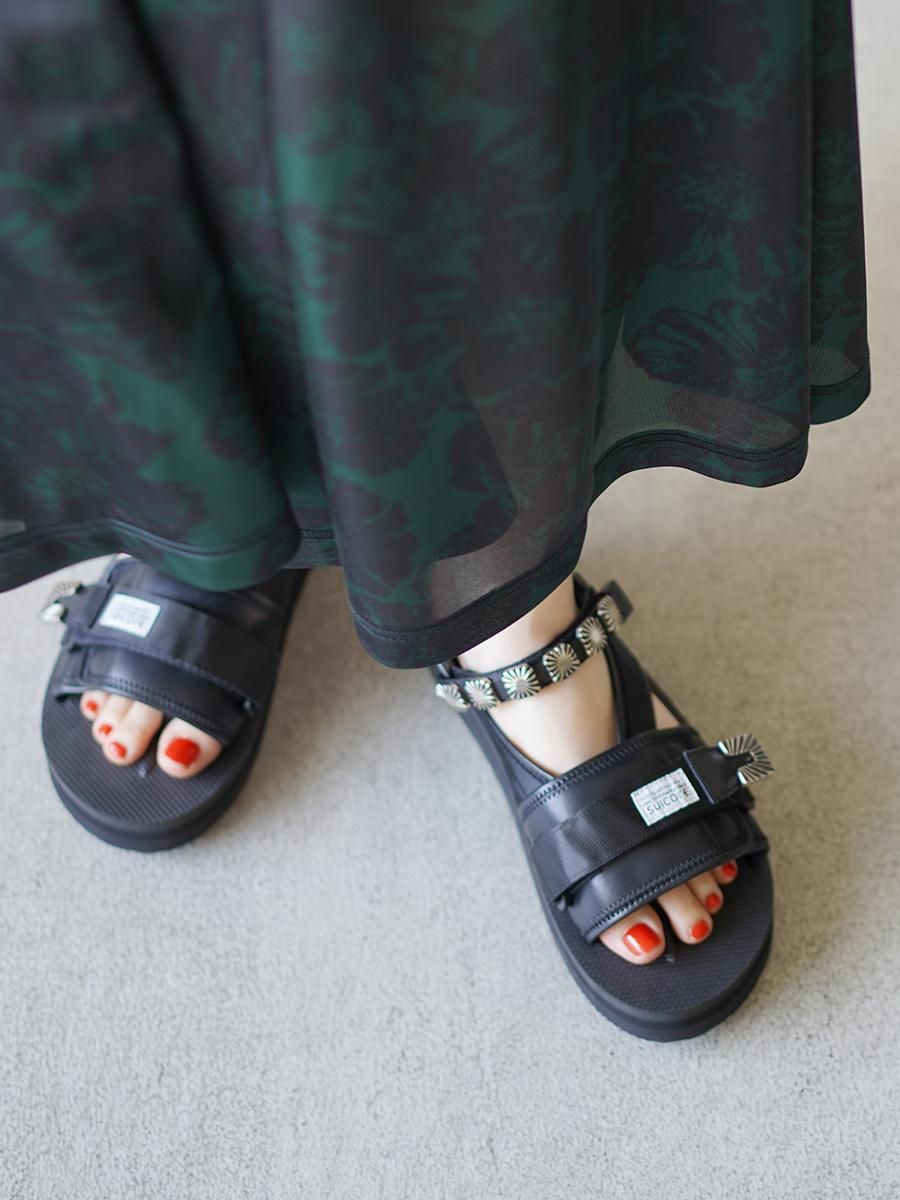 TOGA × SUICOKE TONO - Altamira TOGA × SUICOKE TONO - Altamira