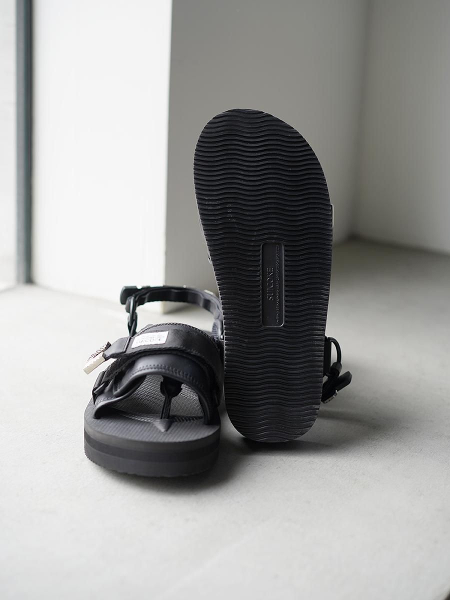 TOGA × SUICOKE TONO - Altamira TOGA × SUICOKE TONO - Altamira