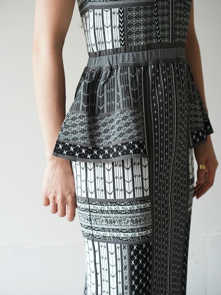 Mame Kurogouchi Geometric Pattern Knitted Dress - Altamira