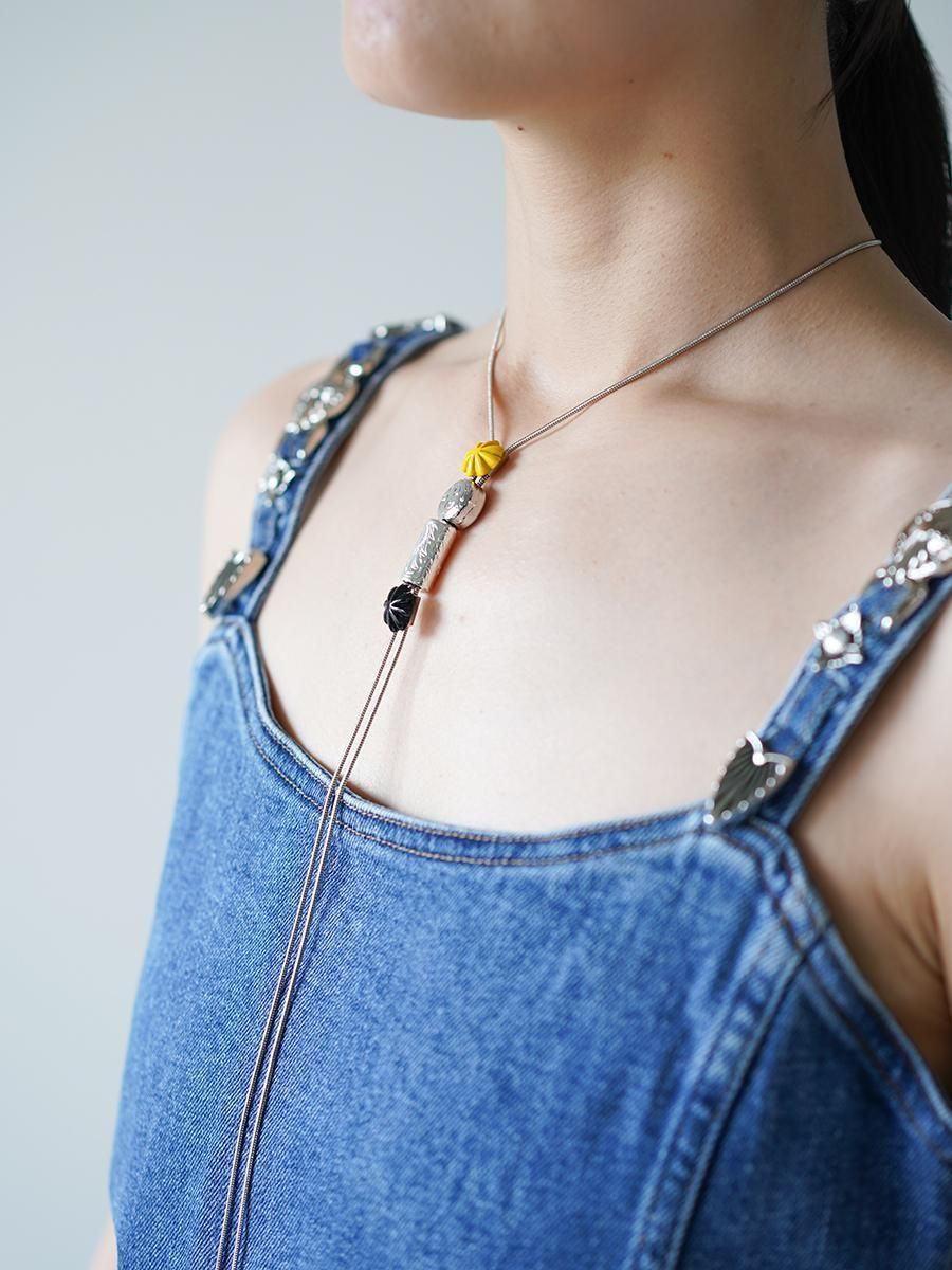 TOGA TOO Metal loop tie small