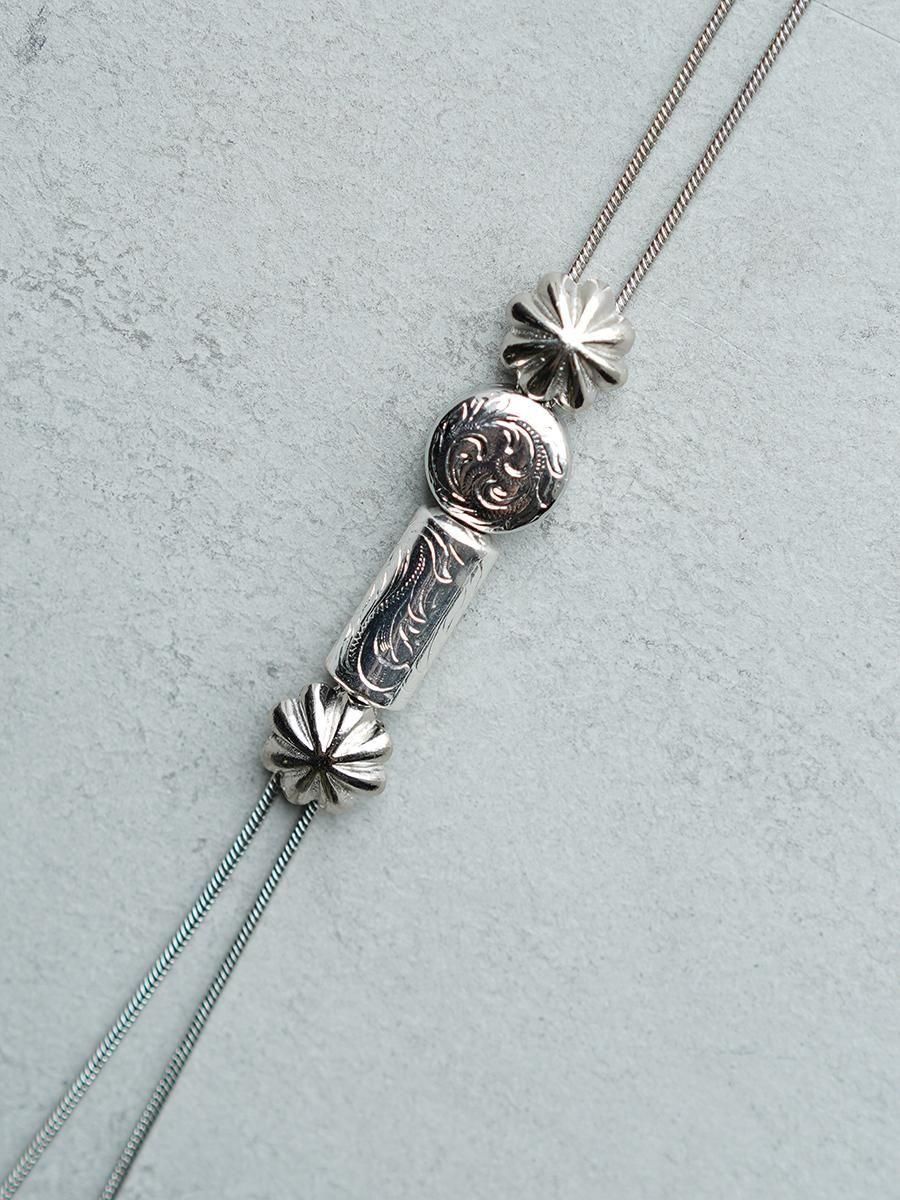 TOGA TOO Metal loop tie small