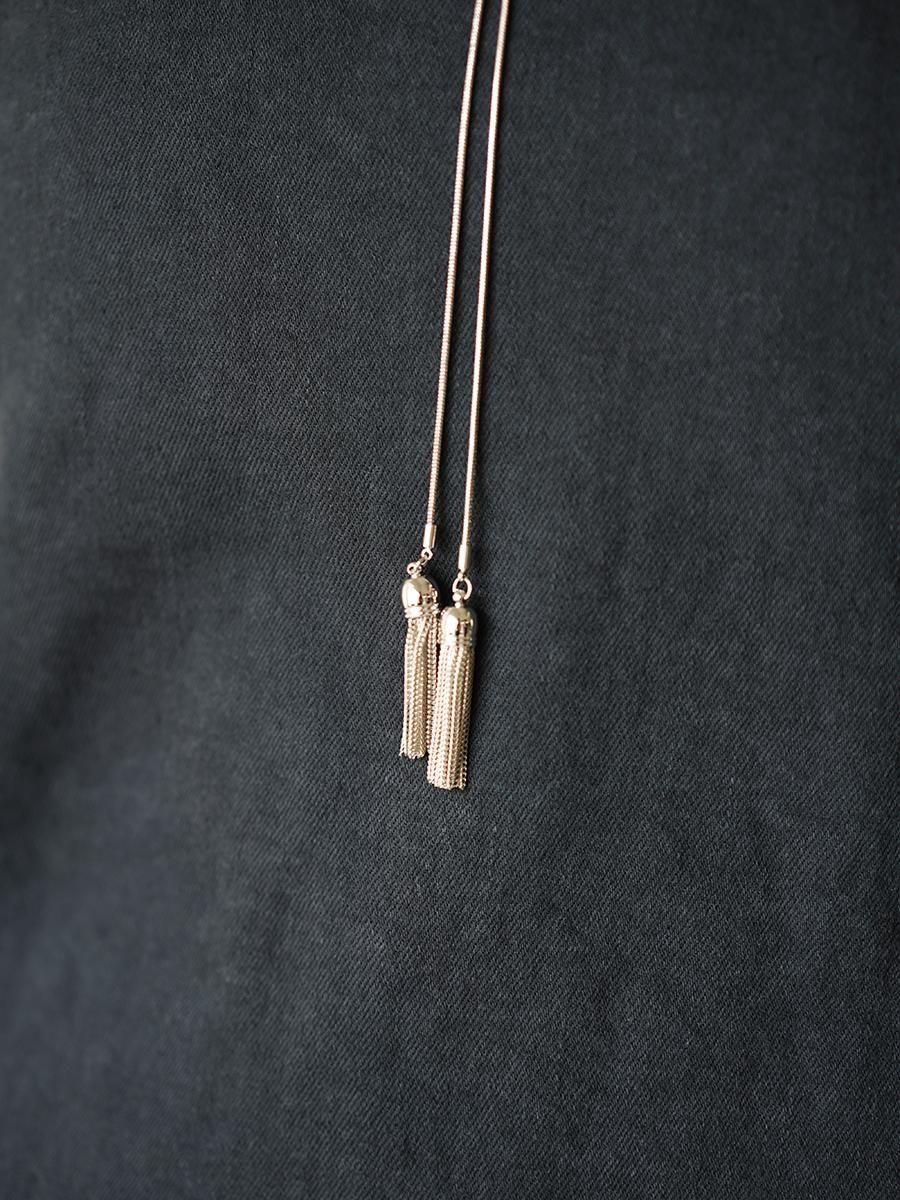 TOGA TOO Metal loop tie small