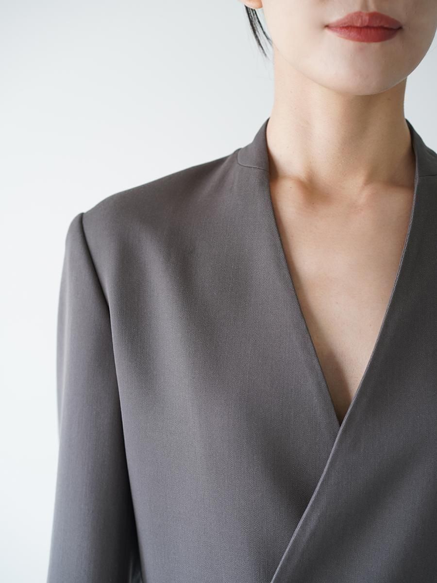 UJOH Smoking Cloth Collarless Peplum Jacket