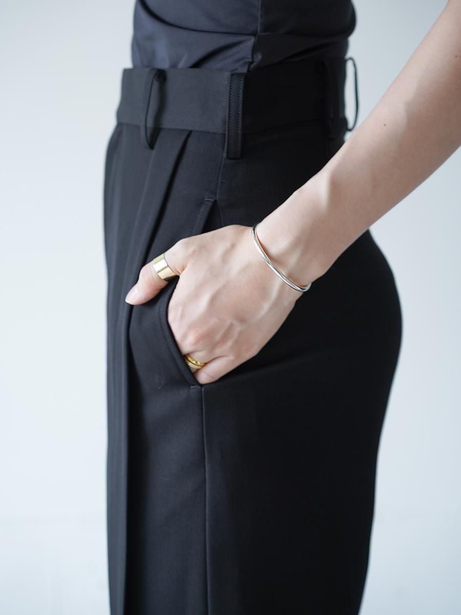 UJOH Smoking Cloth Front Slit Flare Pants