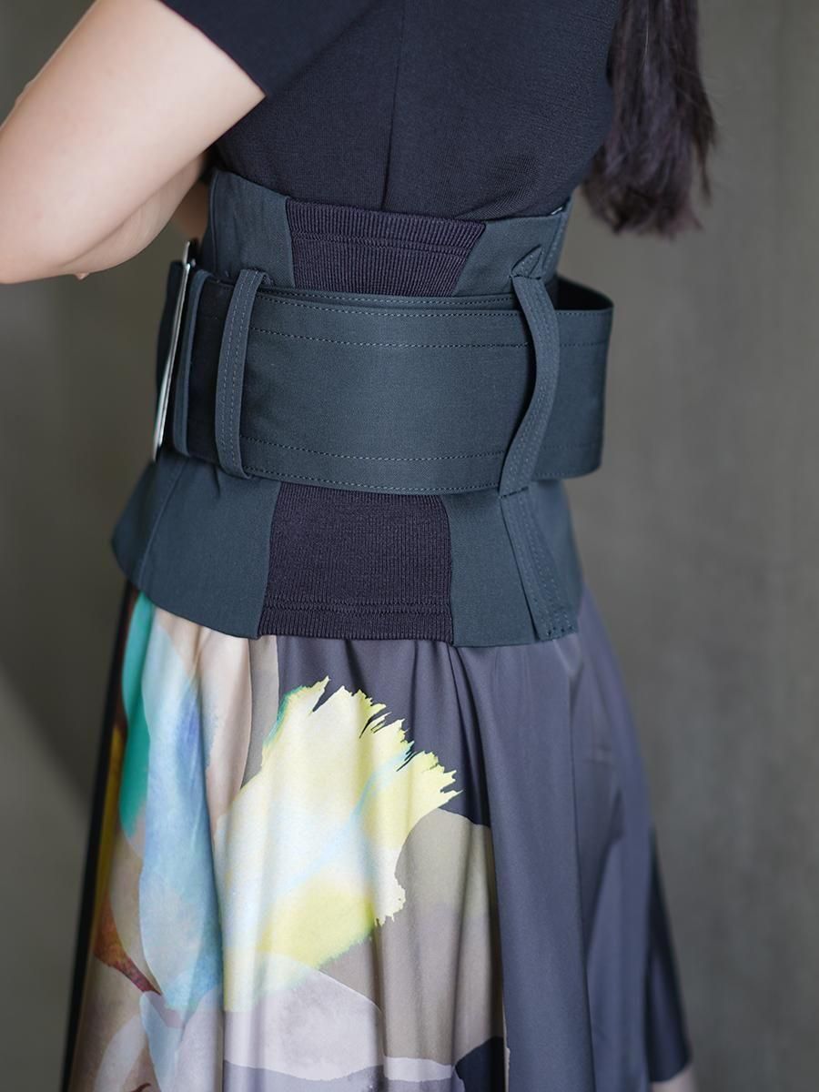 UJOH Wool Gabardine Paper Finish Wide Belt