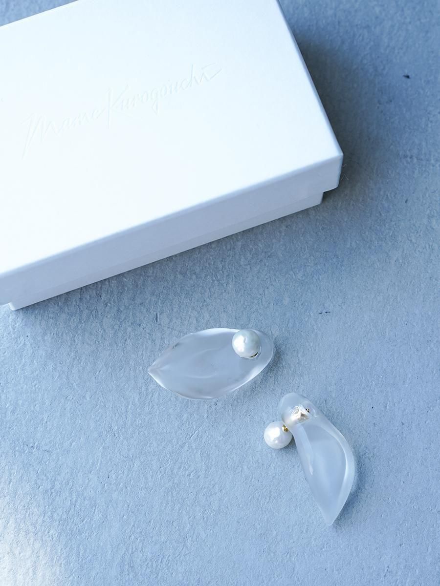 Mame Kurogouchi Organic motif Glass Earrings