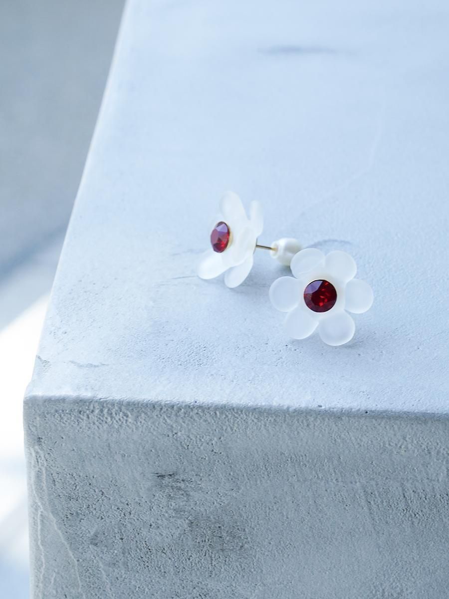 Mame Kurogouchi Floral Motif Earrings