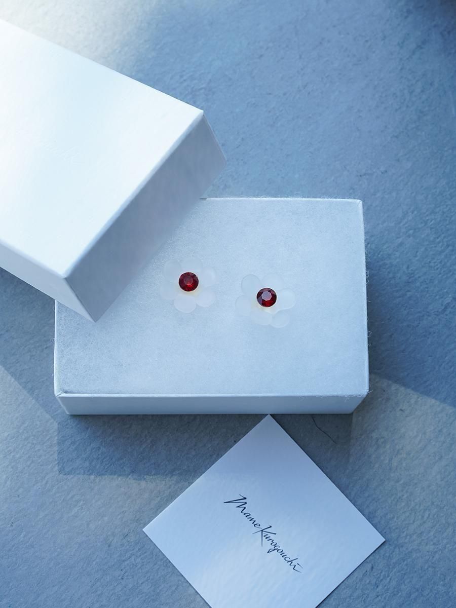 Mame Kurogouchi Floral Motif Earrings