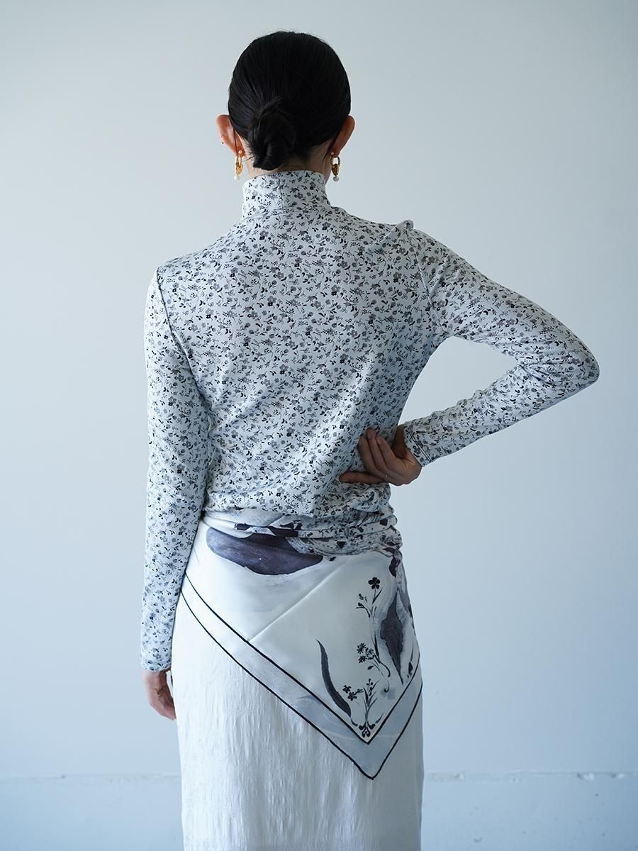 Mame Kurogouchi Floral Jacquard Fraise Stitch High Neck Top