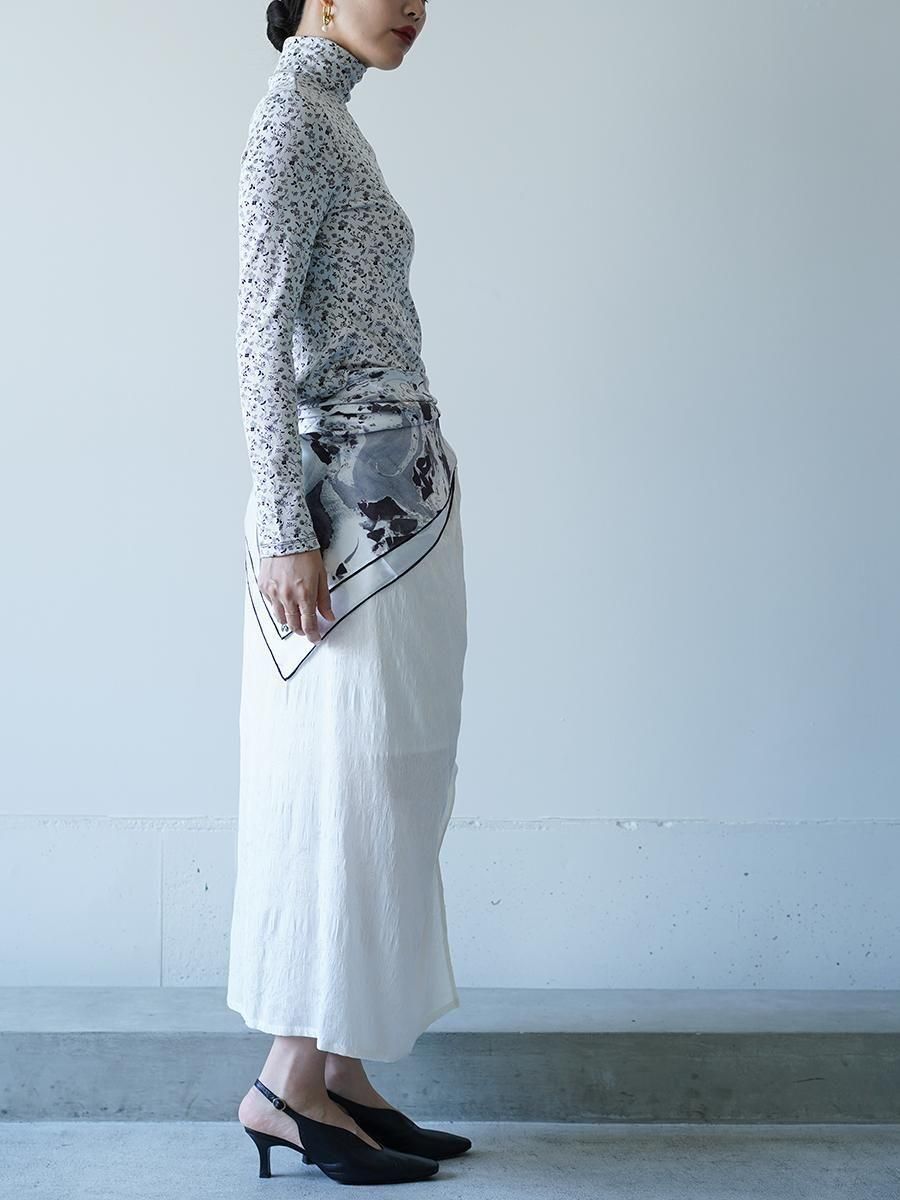 Mame Kurogouchi Floral Jacquard Fraise Stitch High Neck Top