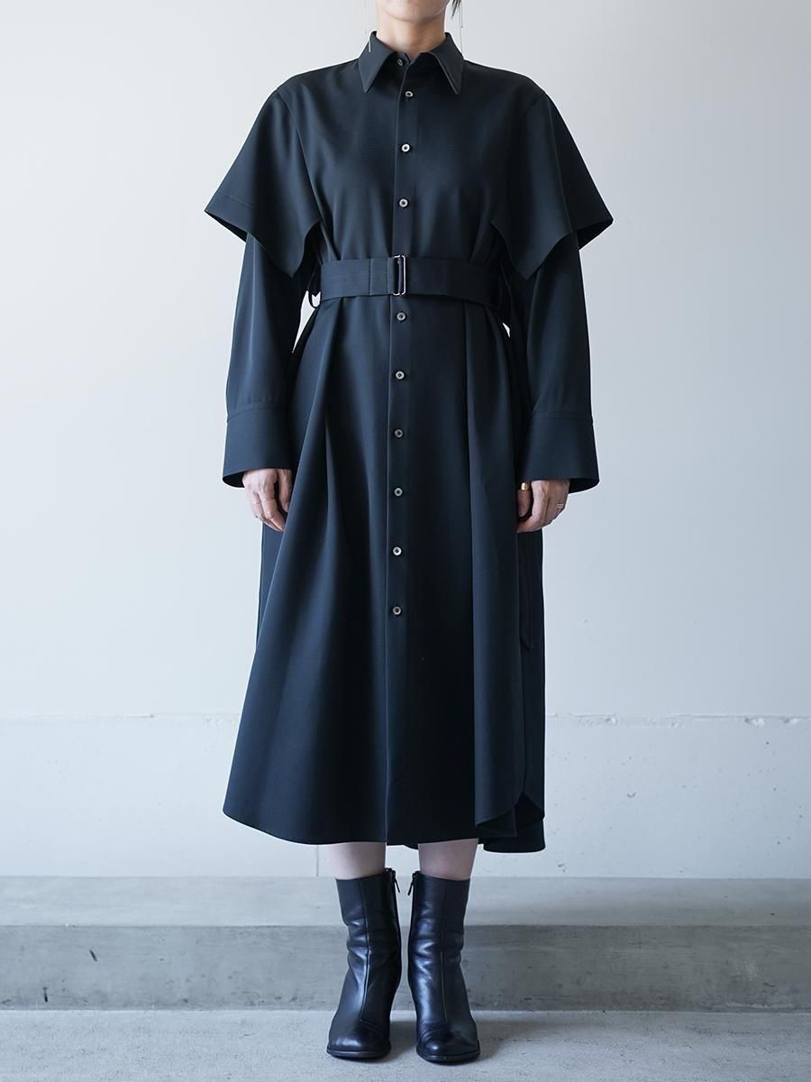 UJOH Wool Gabardine Paper Finish Handkerchief Sleeve Dress