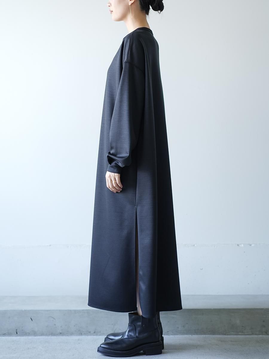 THE RERACS LONG SLEEVE DRESS