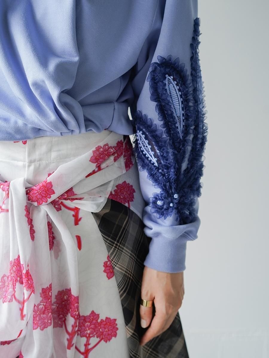 TELMA Embroidered Sweatshirt