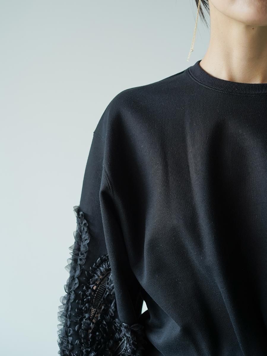 TELMA Embroidered Sweatshirt